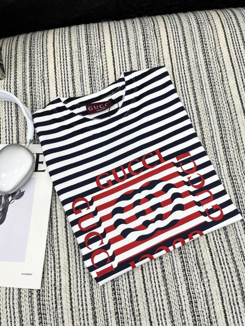 WellDesigned Gucci T-Shirts 124765