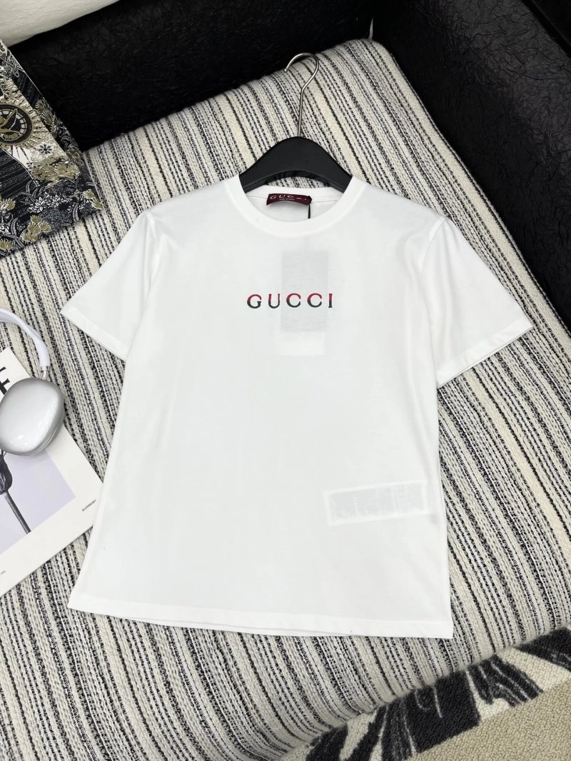 Gucci T-Shirts Sophisticated 124764