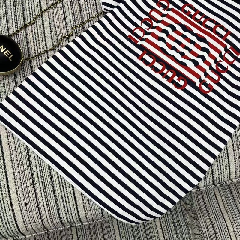 Gucci T-Shirts Lightweight 124773
