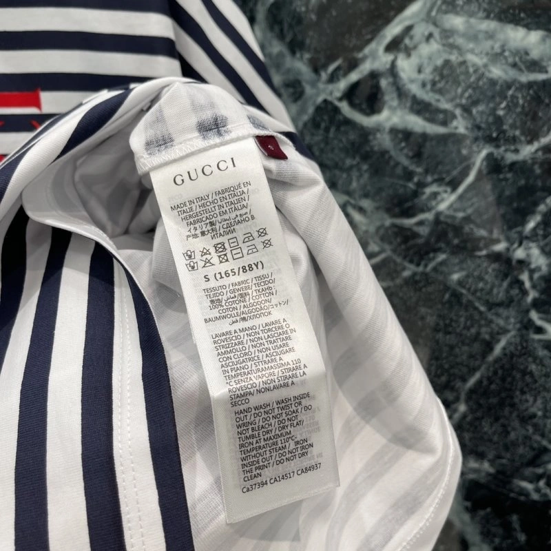 Gucci T-Shirts WeatherProof 124783