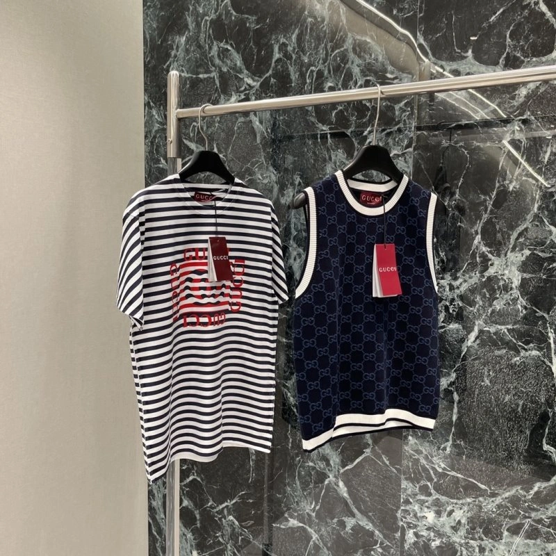 Gucci T-Shirts WeatherProof 124783