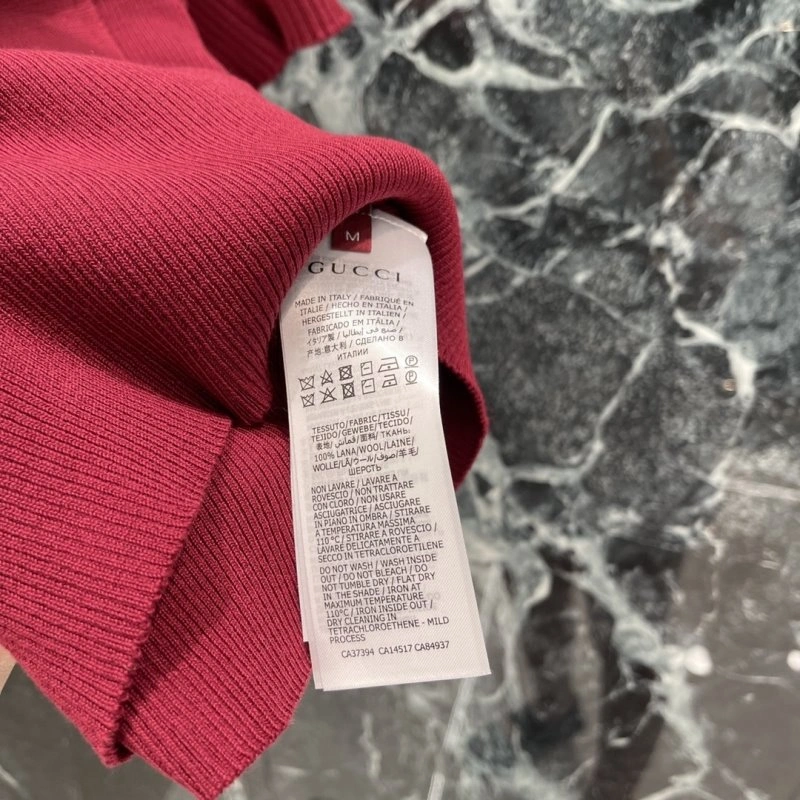 Gucci T-Shirts Sleek 124772
