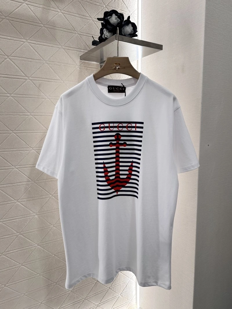 Elegant Gucci T-Shirts 124748