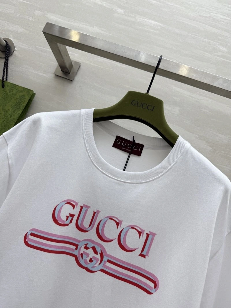 Gucci T-Shirts Flexible 124736