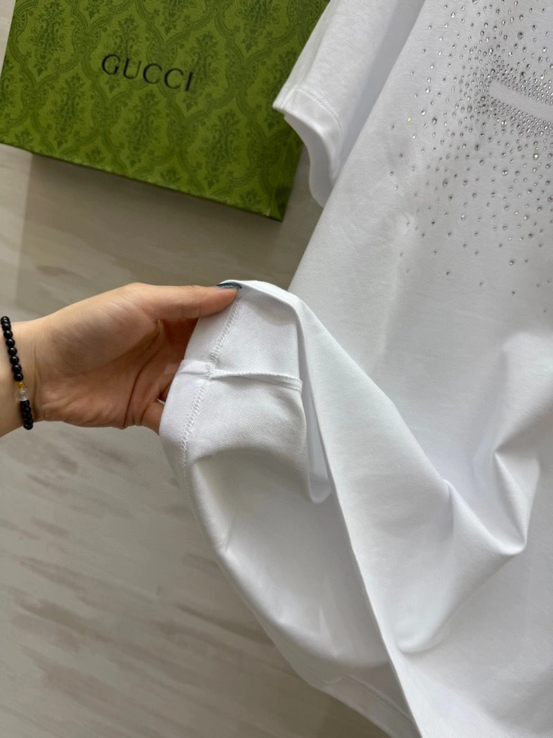 Modern Gucci T-Shirts 124752