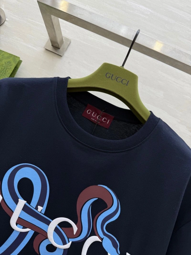 Gucci T-Shirts Chic 124741