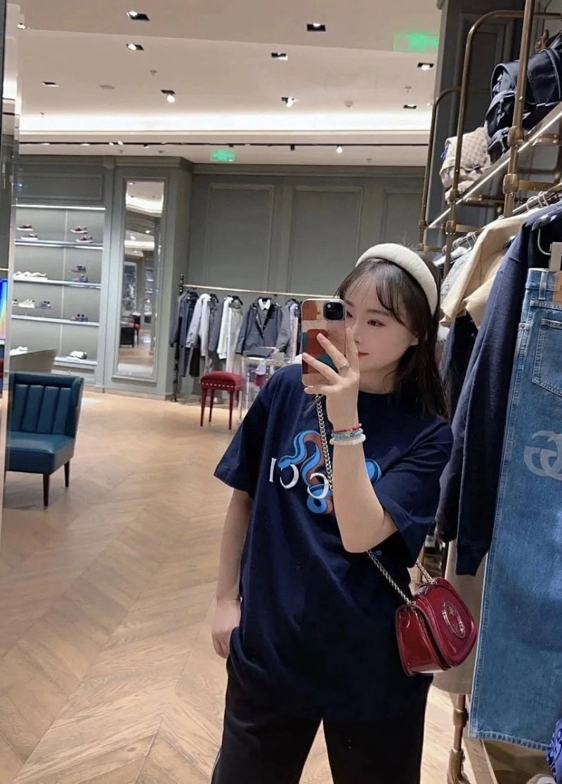 Gucci T-Shirts Chic 124741