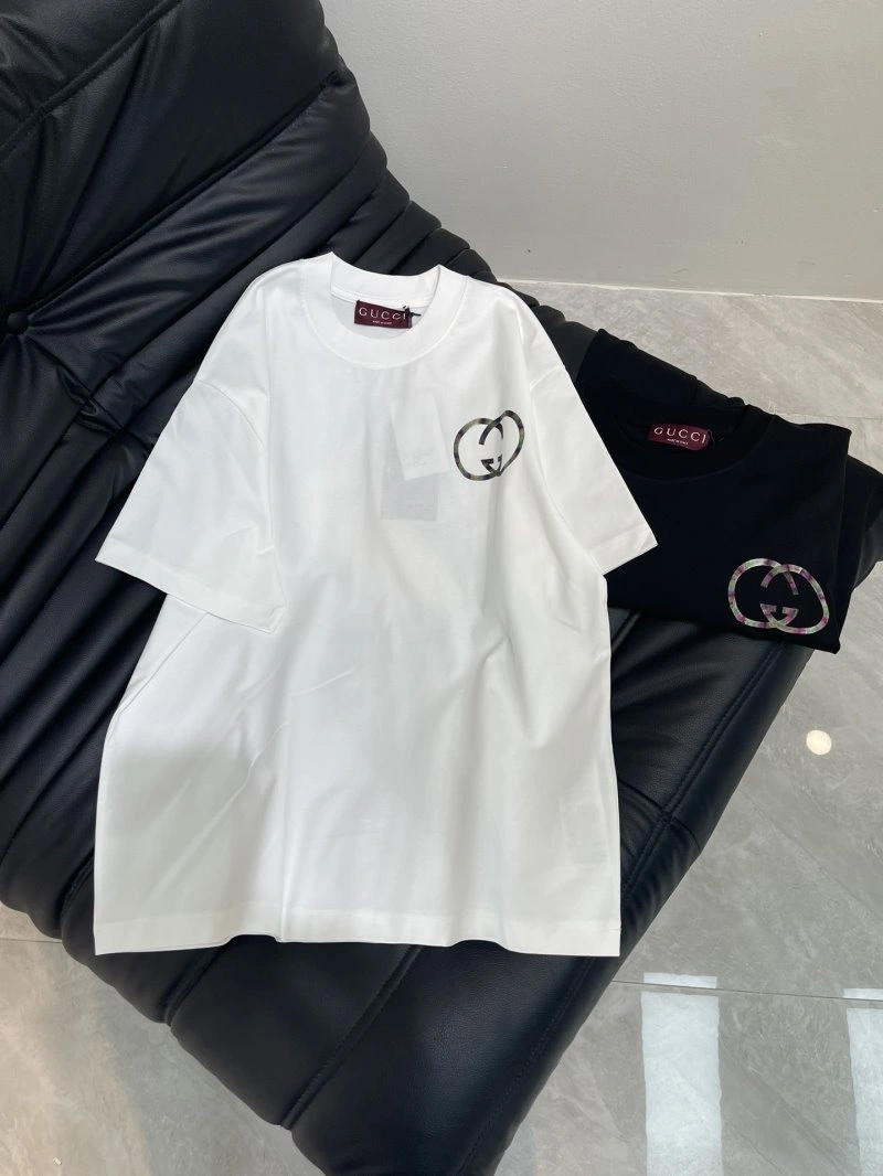 Lightweight Gucci T-Shirts 124738
