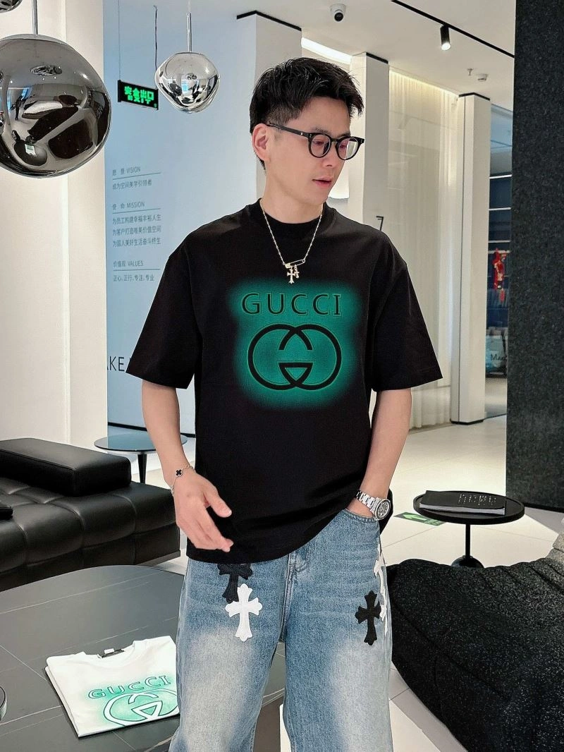 Gucci T-Shirts Lightweight 126232