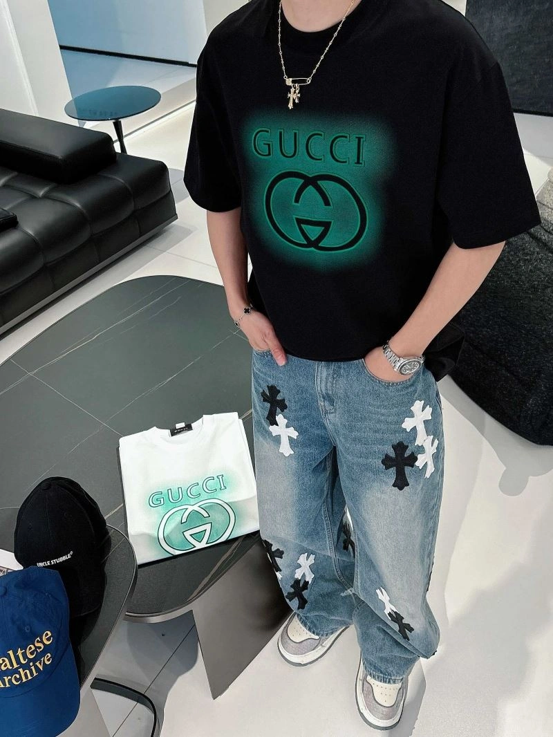 Gucci T-Shirts Lightweight 126232