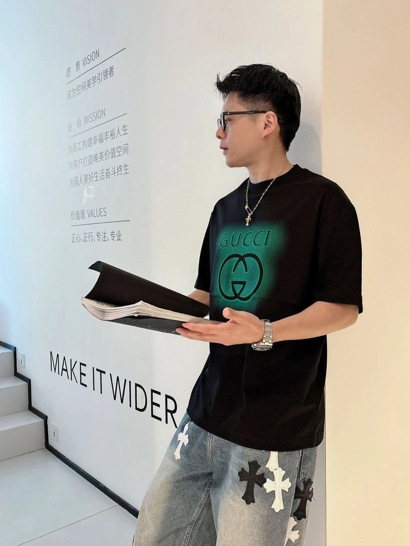 Gucci T-Shirts Lightweight 126232