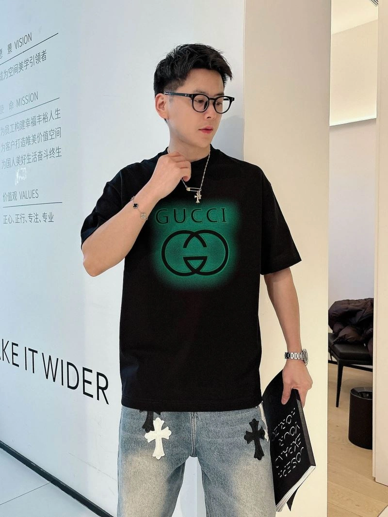 Gucci T-Shirts Lightweight 126232