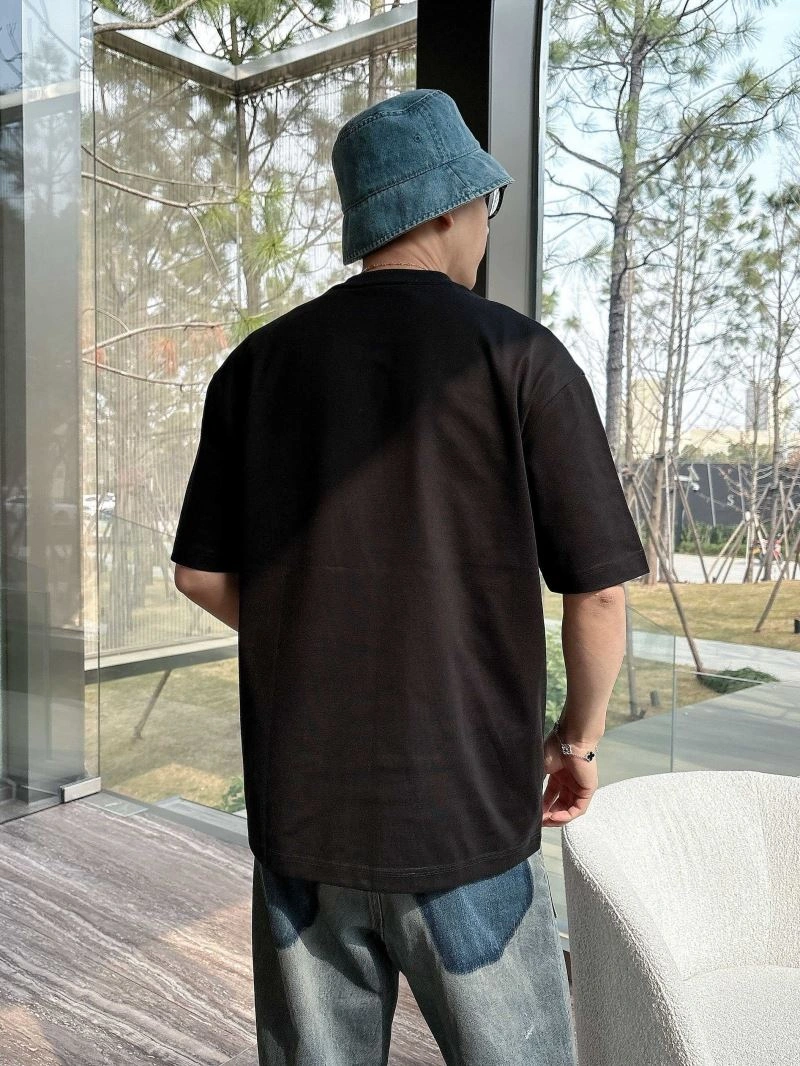 Sporty Gucci T-Shirts 126242