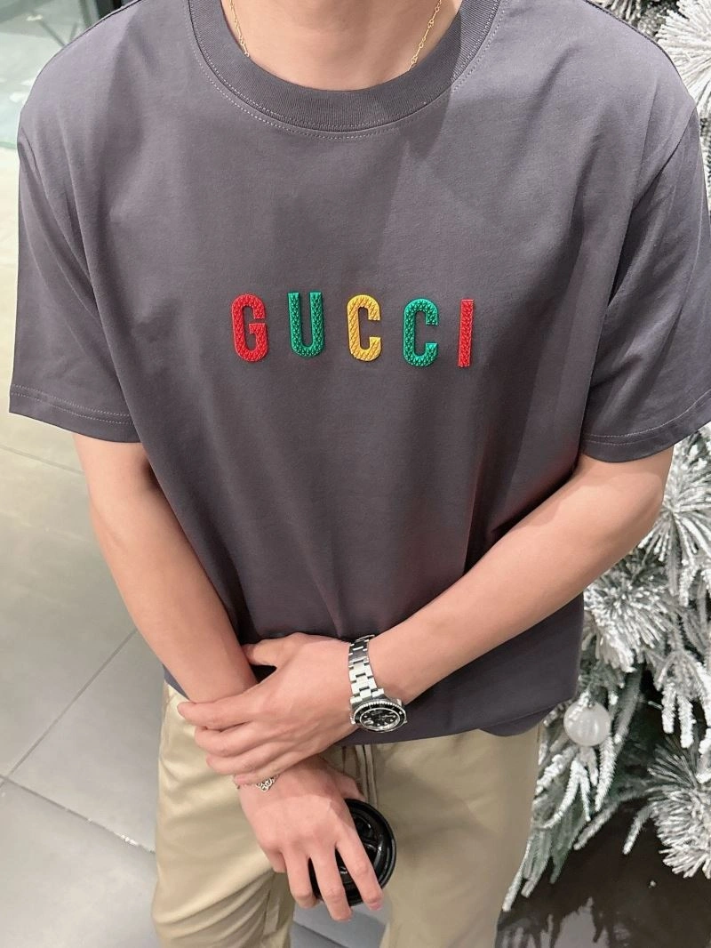 WellDesigned Gucci T-Shirts 126237