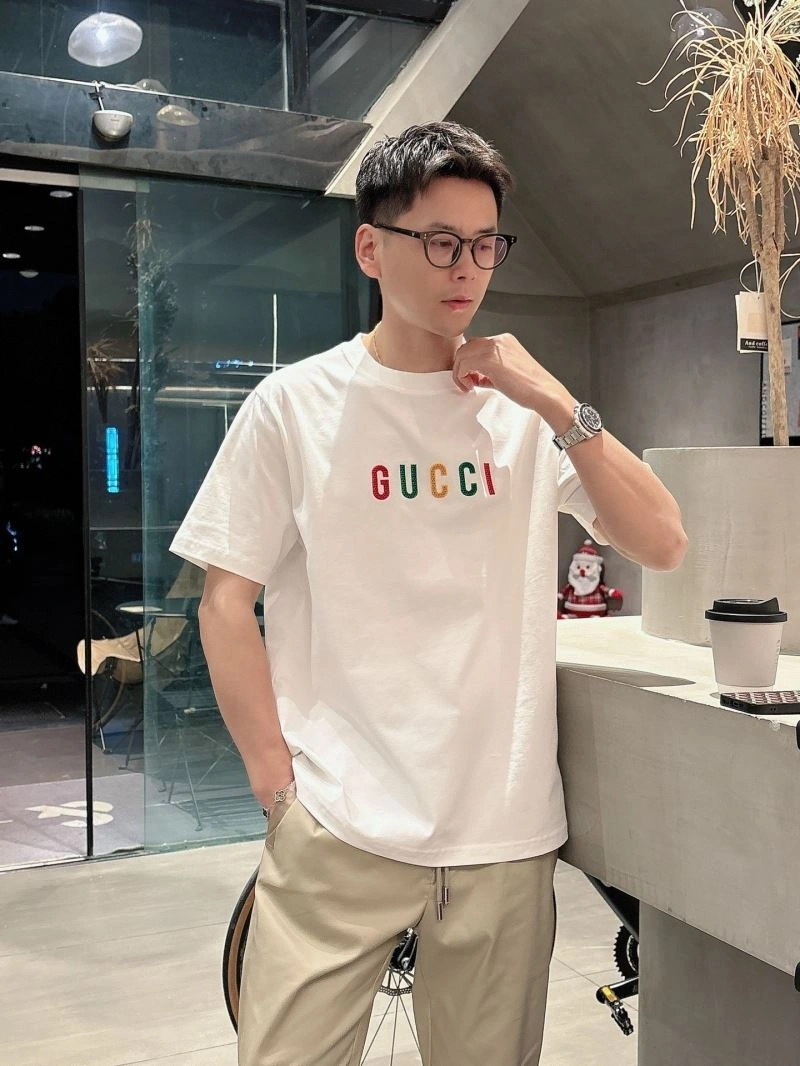 Gucci T-Shirts Bright 126233