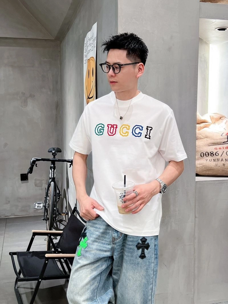 EyeCatching Gucci T-Shirts 126208