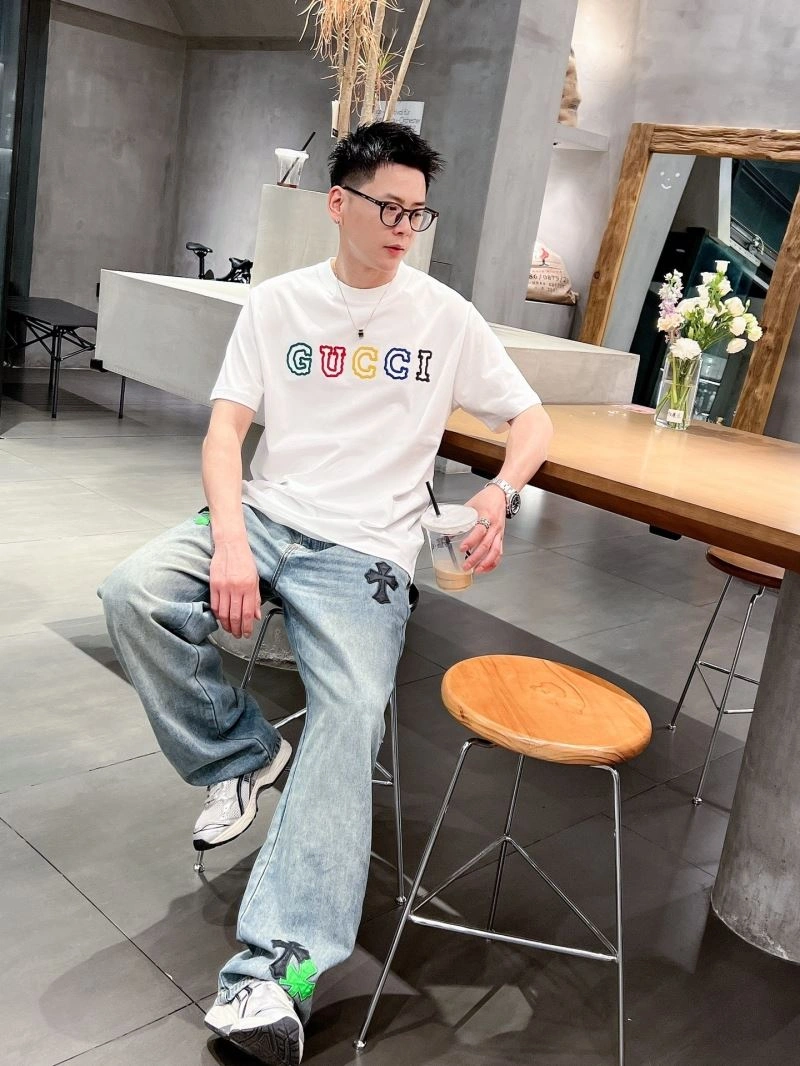 EyeCatching Gucci T-Shirts 126208