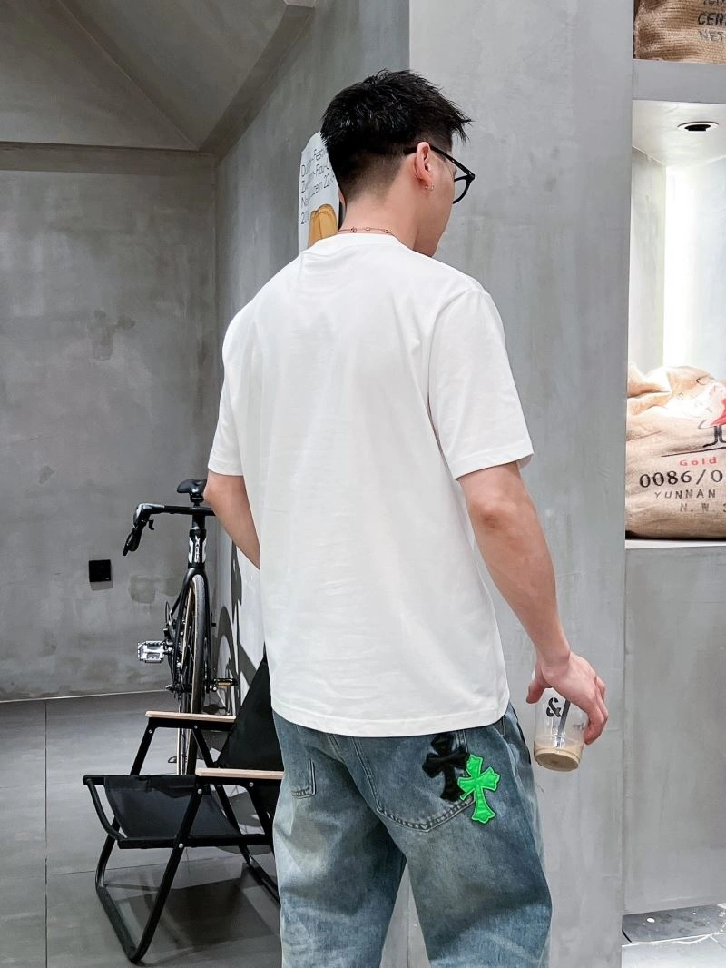 EyeCatching Gucci T-Shirts 126208