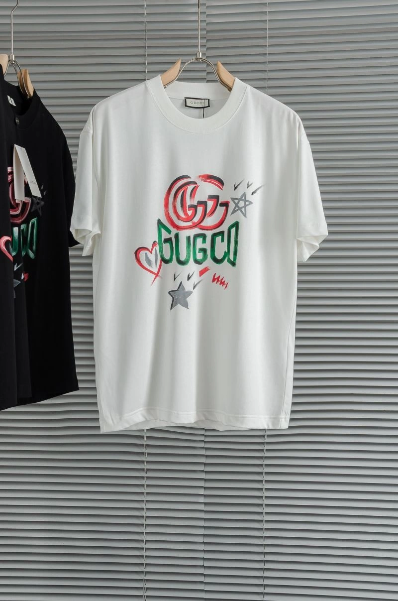 Fashionable Gucci T-Shirts 126216