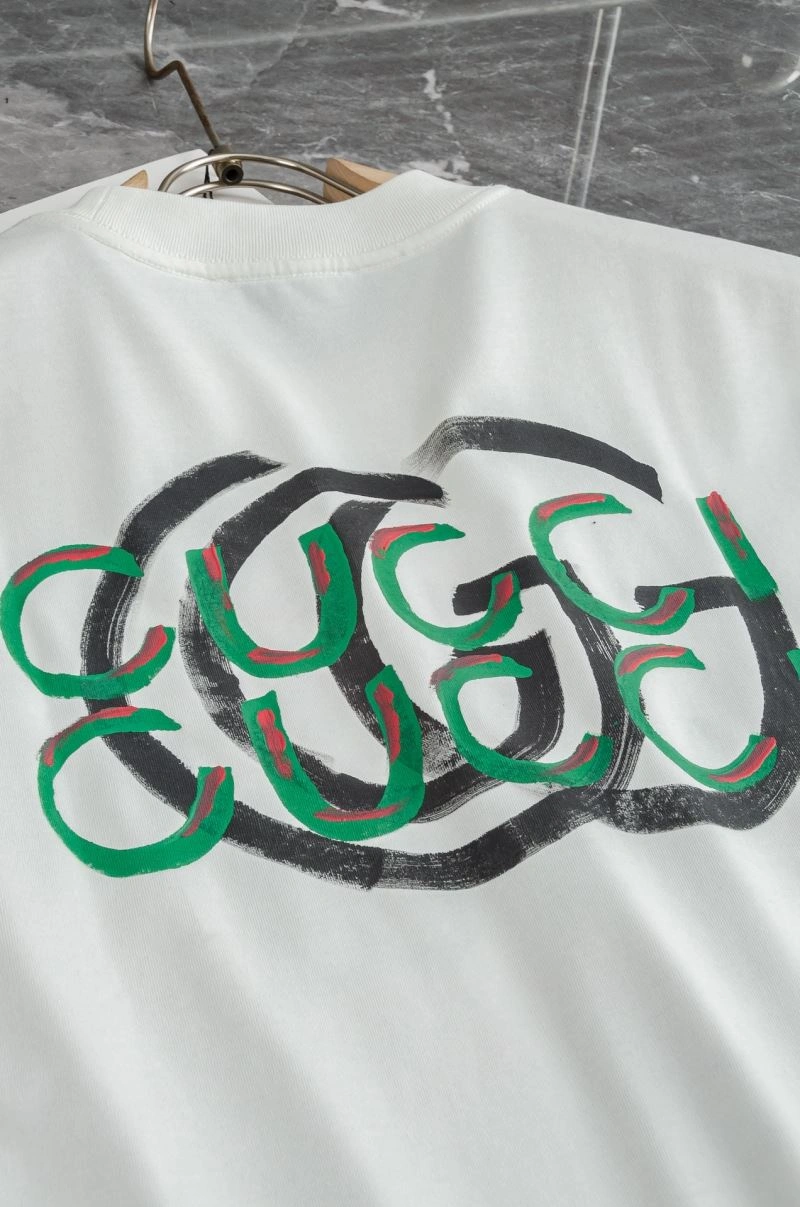 Fashionable Gucci T-Shirts 126216