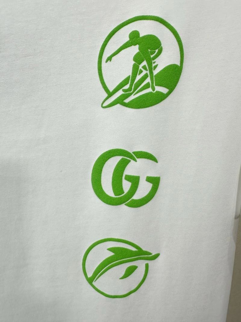 Gucci T-Shirts Vibrant 126174