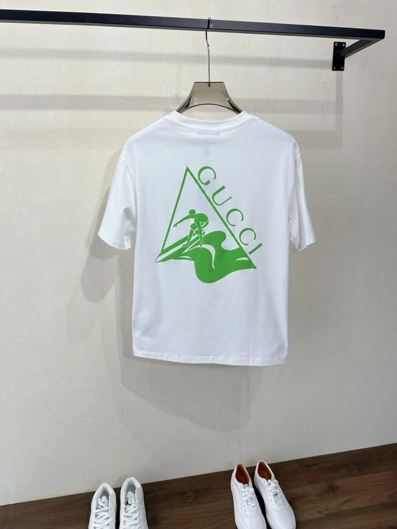 Gucci T-Shirts Vibrant 126174