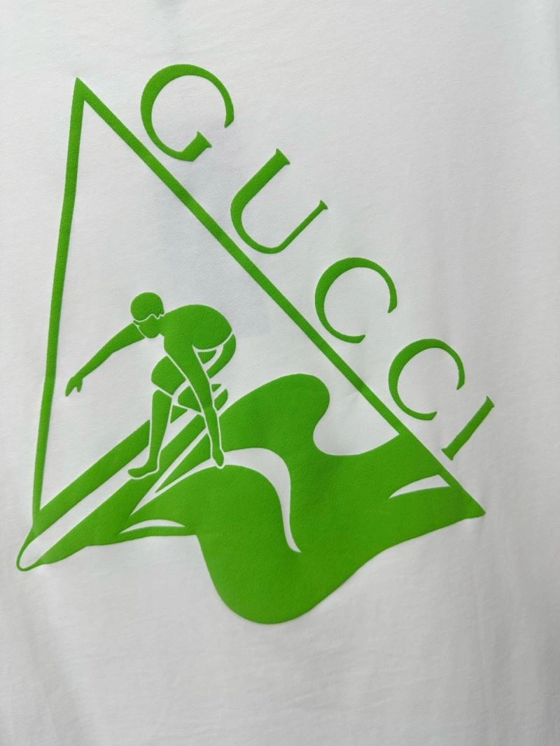 Gucci T-Shirts Vibrant 126174