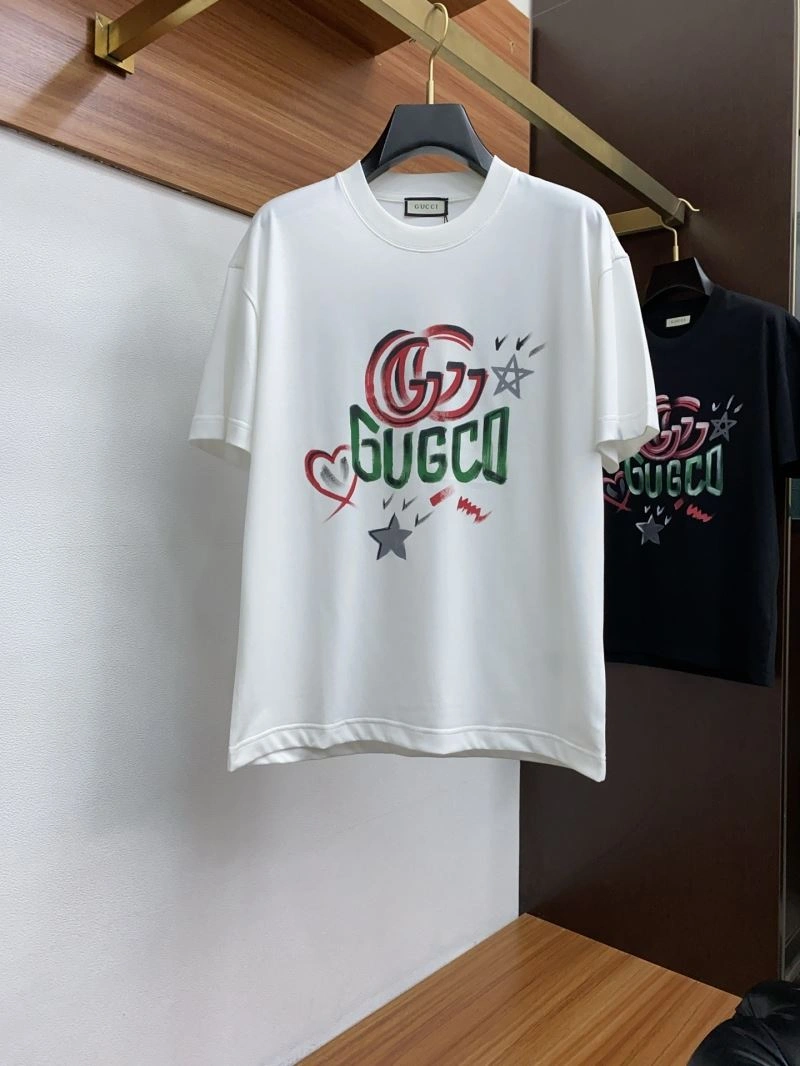 Vibrant Gucci T-Shirts 126187