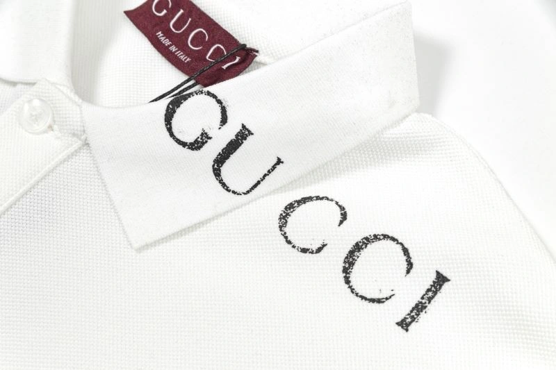 Sleek Gucci T-Shirts 126202