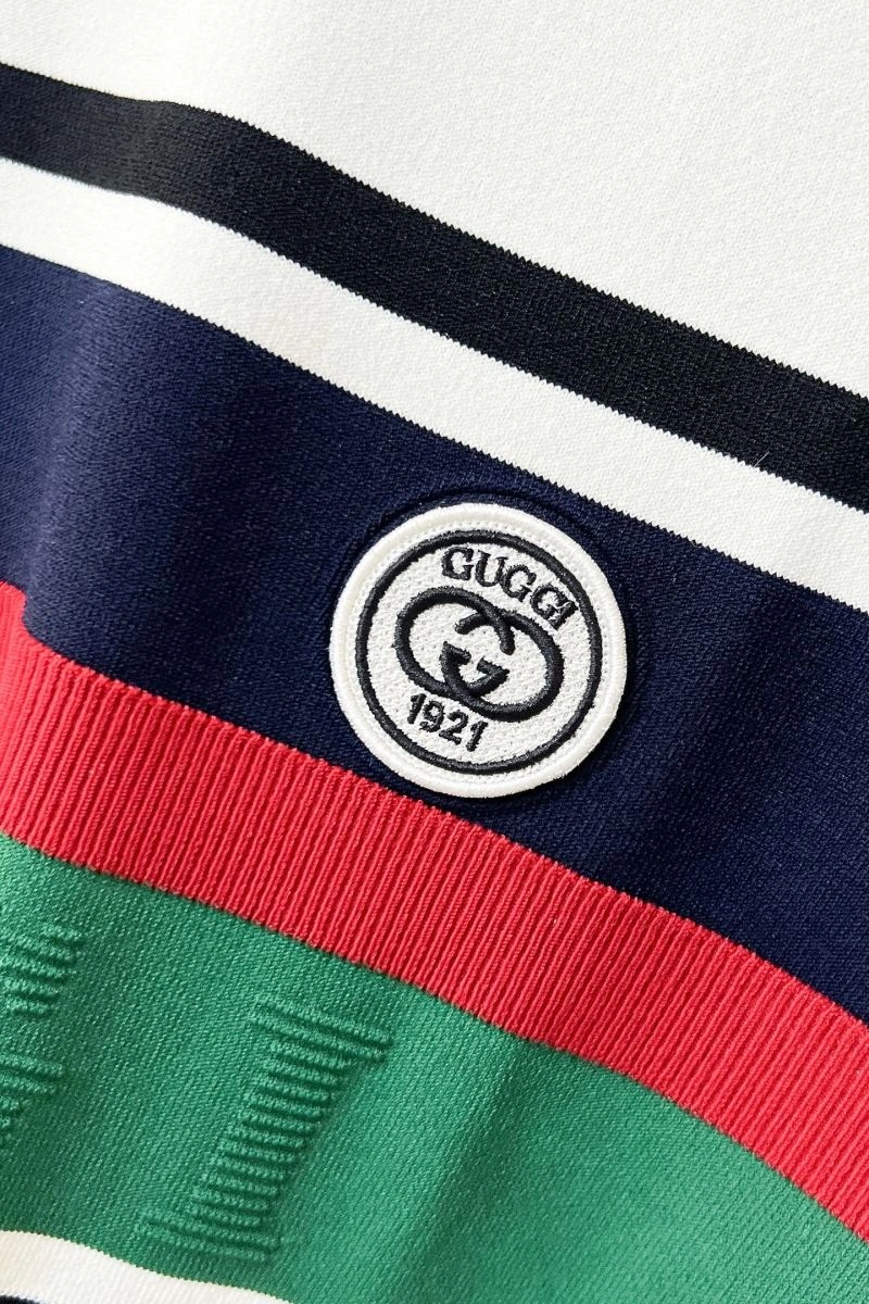 Gucci T-Shirts Youthful 126151
