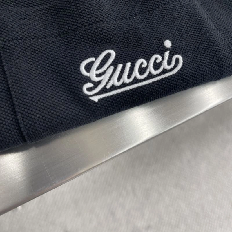 Modern Gucci T-Shirts 126141