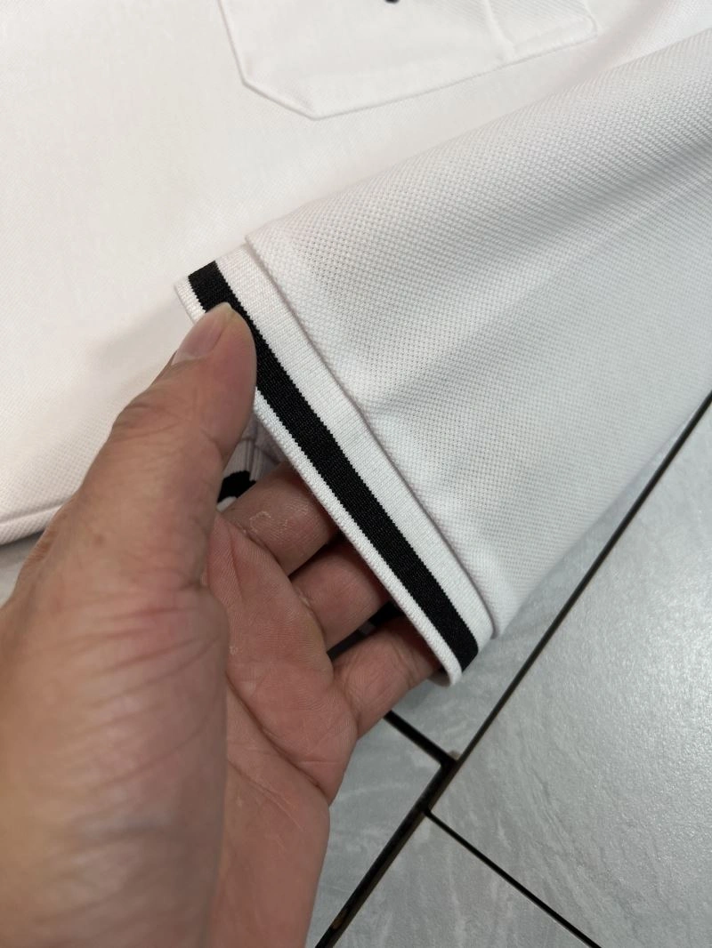 Gucci T-Shirts Snug 126136