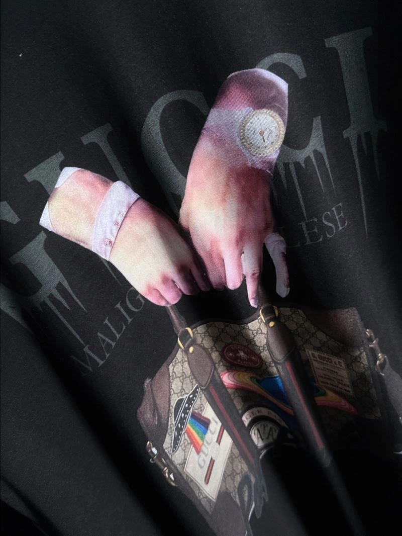 Tailored Gucci T-Shirts 126159