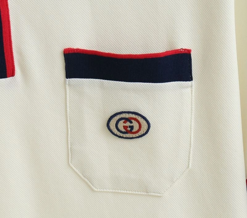 Gucci T-Shirts UrbanChic 126155