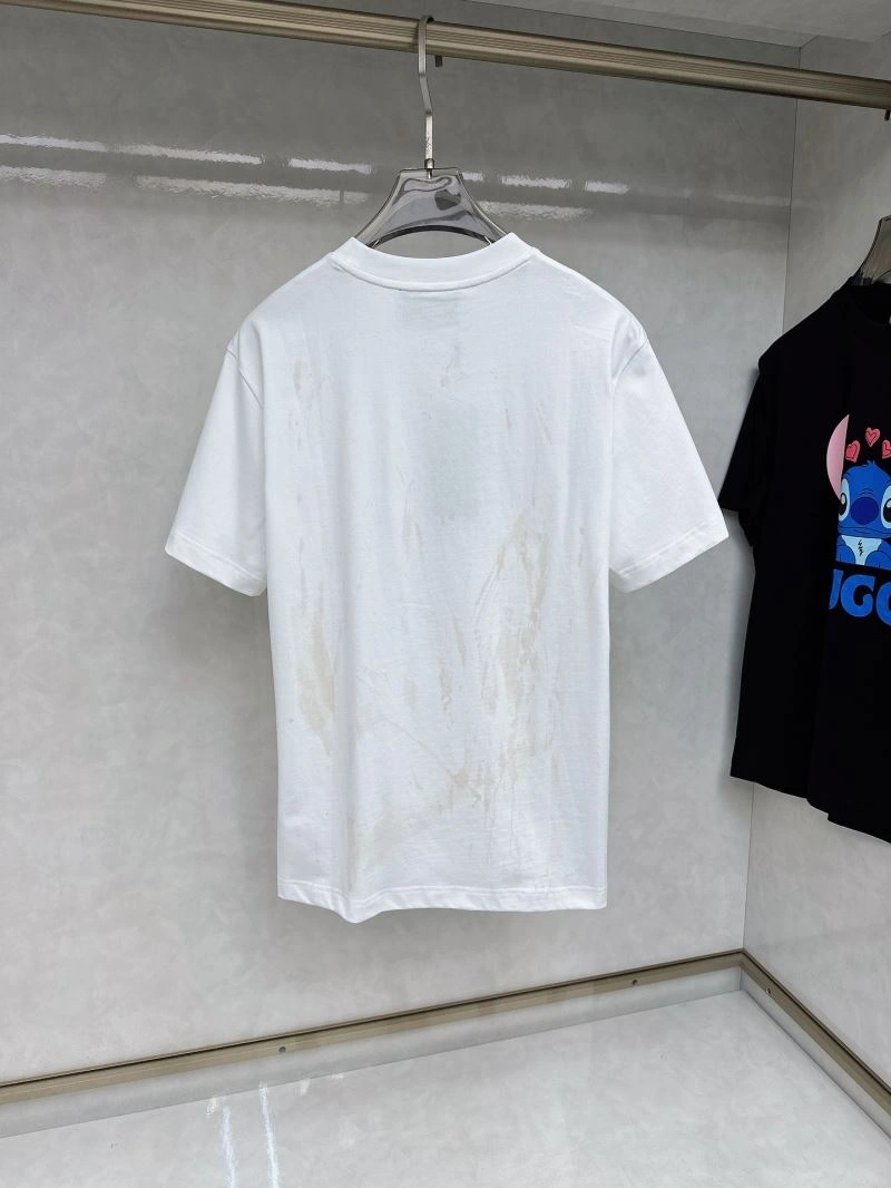 Bold Gucci T-Shirts 126118