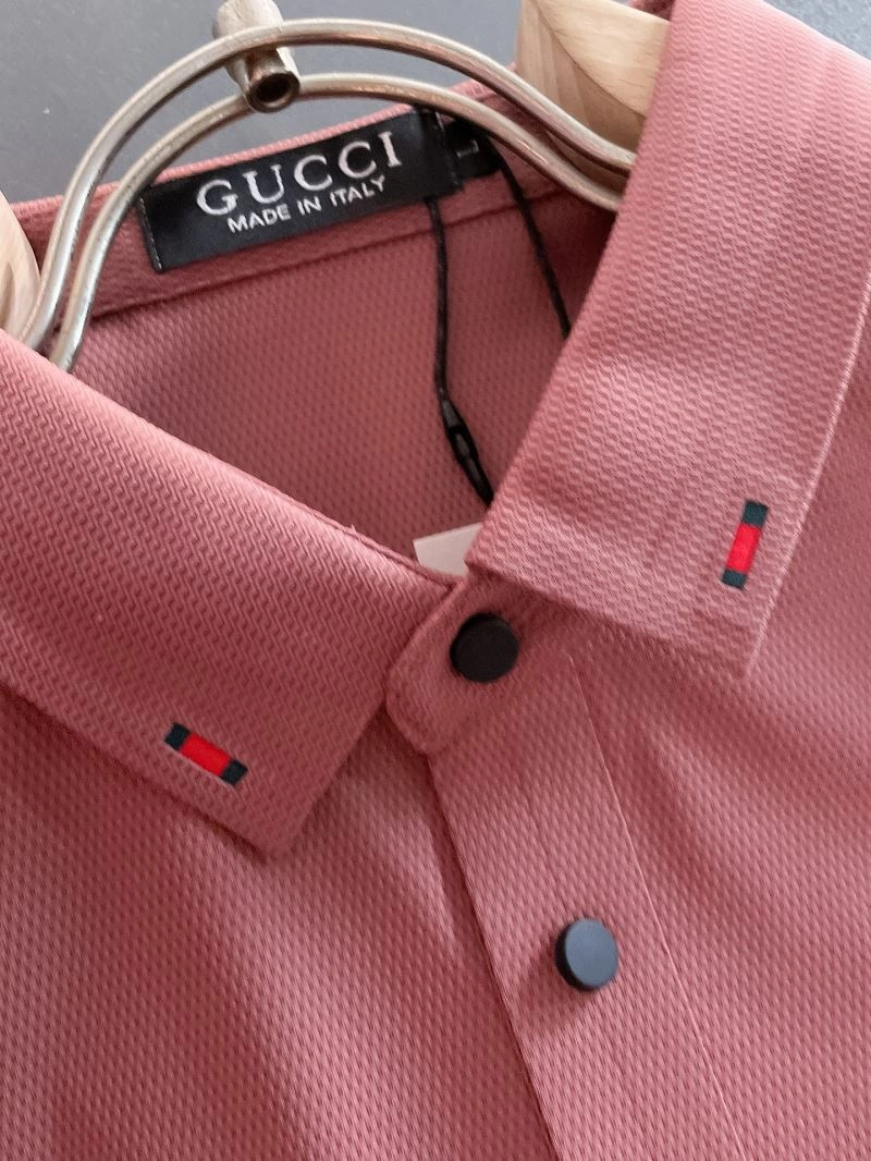 Sleek Gucci T-Shirts 126110