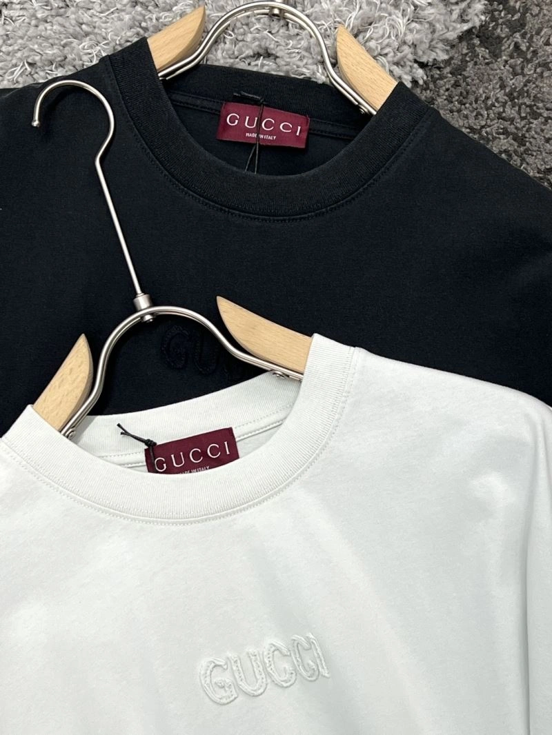 Practical Gucci T-Shirts 126111
