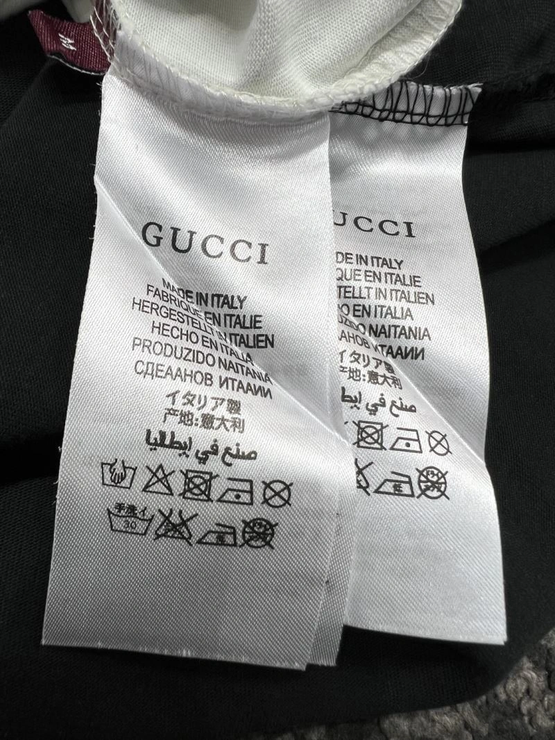 Practical Gucci T-Shirts 126111