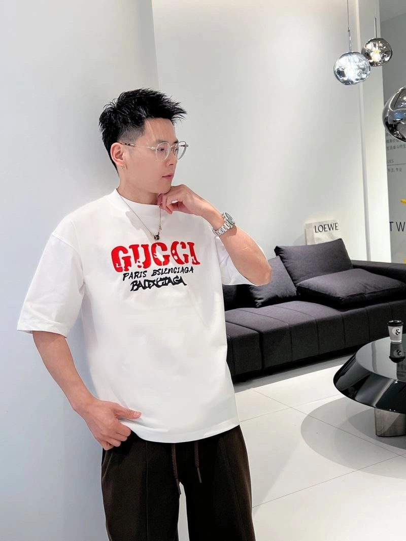 Gucci T-Shirts Neat 126113