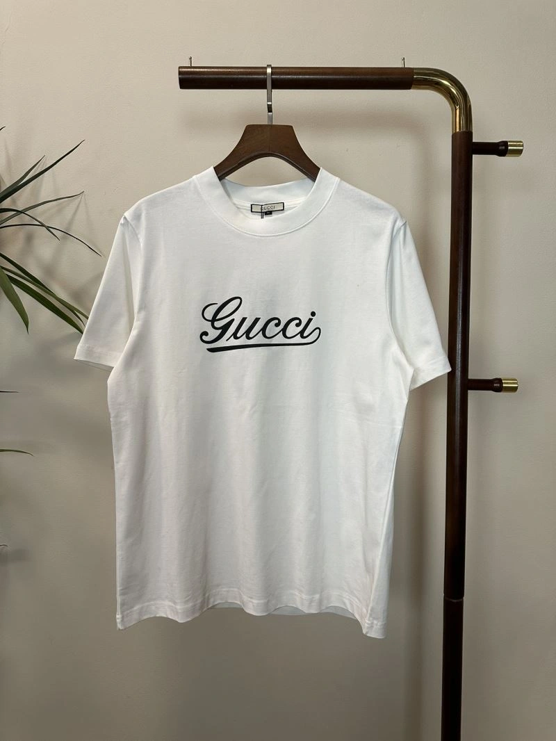 Gucci T-Shirts Durable 126119