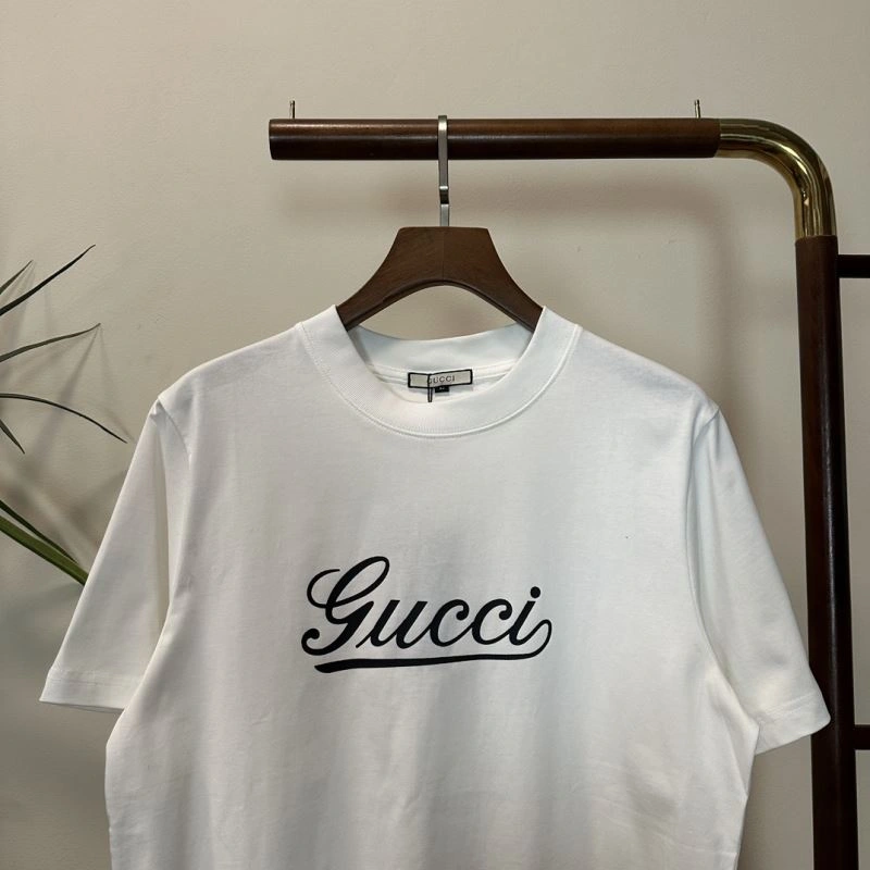 Gucci T-Shirts Durable 126119