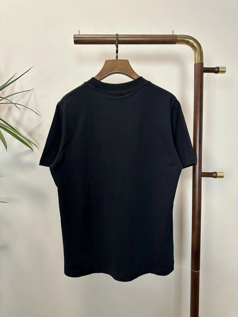Gucci T-Shirts Durable 126119