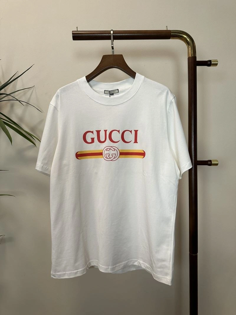 Elegant Gucci T-Shirts 126104