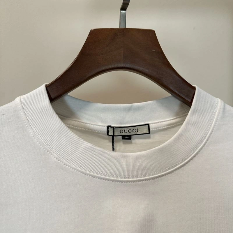 Practical Gucci T-Shirts 126086