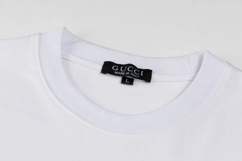 Gucci T-Shirts Durable 126090