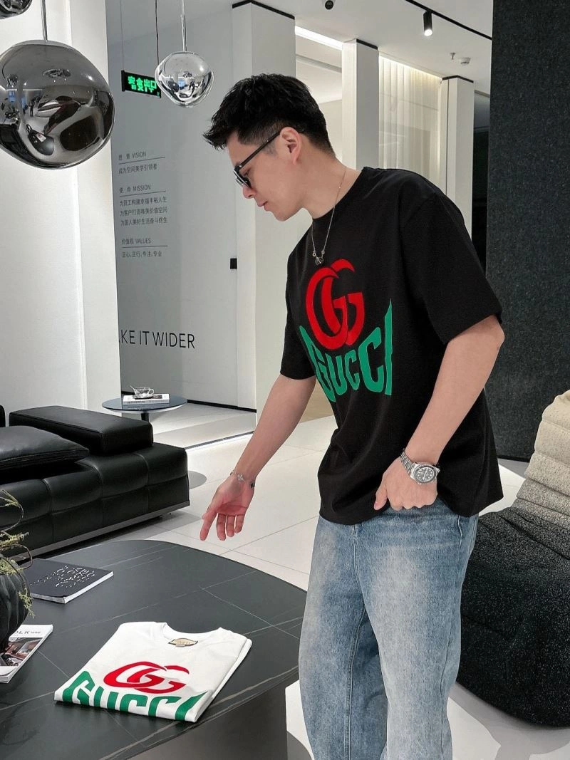 Gucci T-Shirts Upgraded 126087
