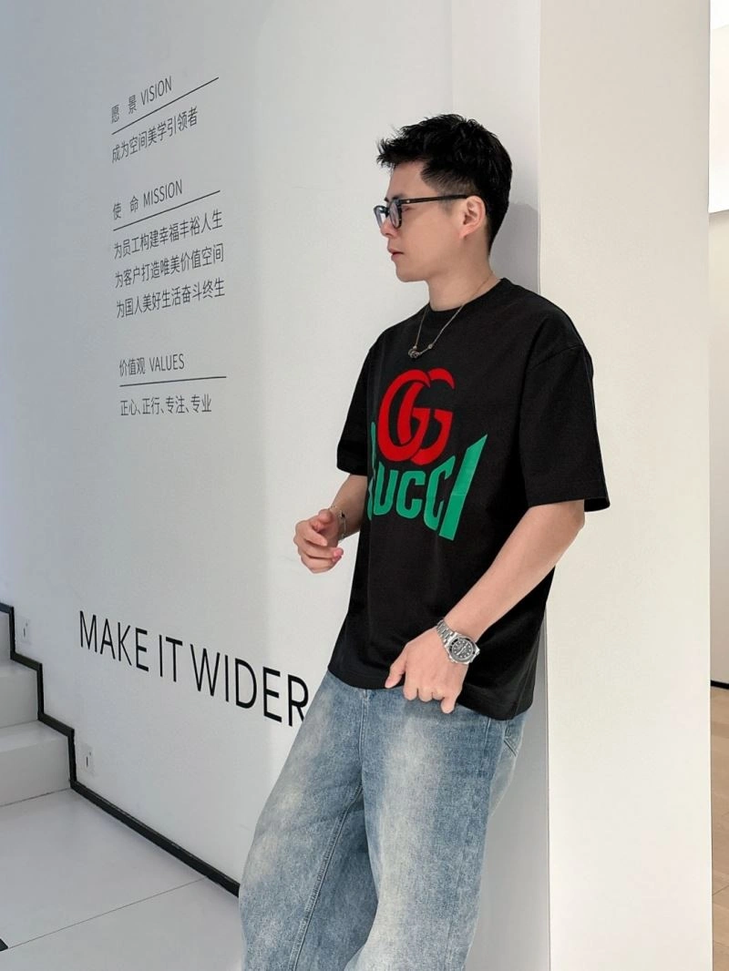 Gucci T-Shirts Upgraded 126087