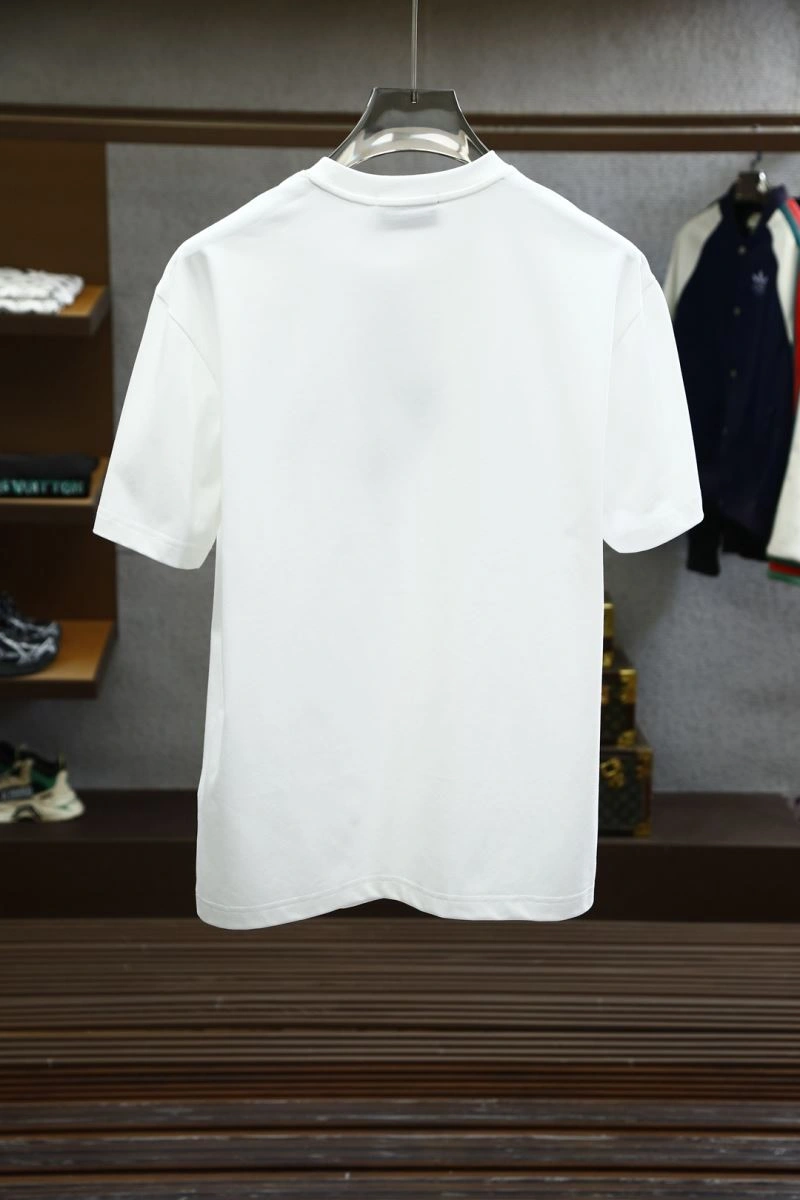 Breathable Gucci T-Shirts 126082