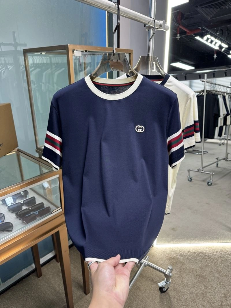 Elegant Gucci T-Shirts 126067