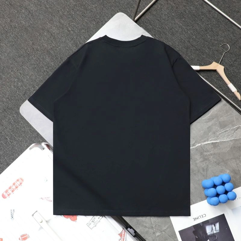 Sleek Gucci T-Shirts 126036